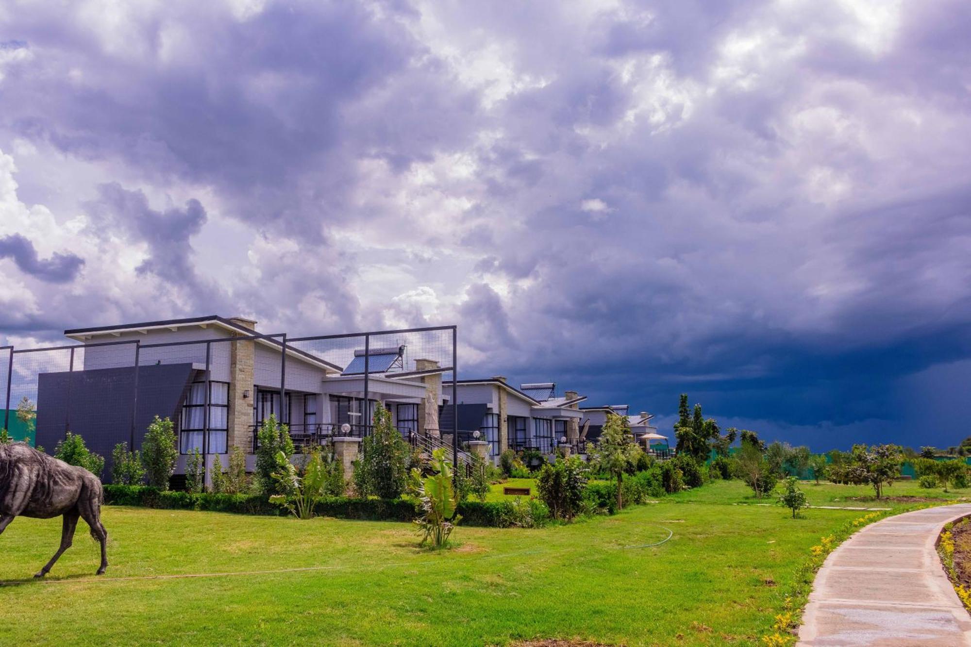 Tufaha Resort ナニュキ エクステリア 写真